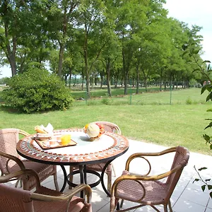 Appartement Vacancéole - Le Domaine Du, Chateauneuf-sur-Isere